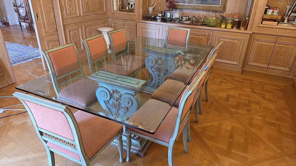 Tischset: Table à manger et 8 chaises à vendre  – Gebraucht aus Lausanne von ann_wy2v 1