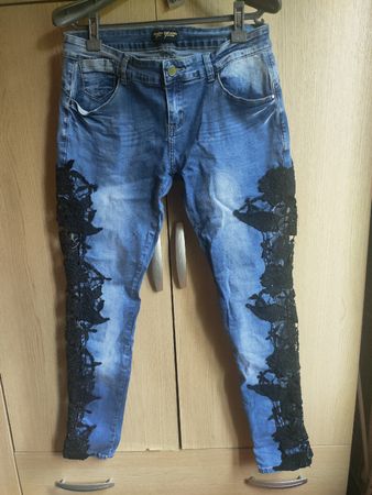 Jeans à dentelle noire, taille 40