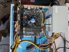 Carte mère+i7+8GB RAM+GTX670+500W Alim