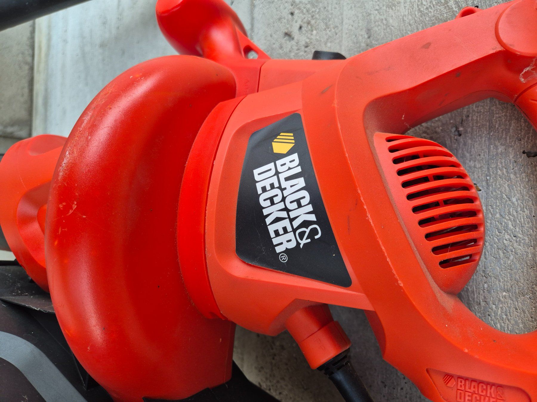 Laubbläser & Laubsauger: Souffleur, aspirateur à feuilles – Gebraucht aus Moutier von cat365 1