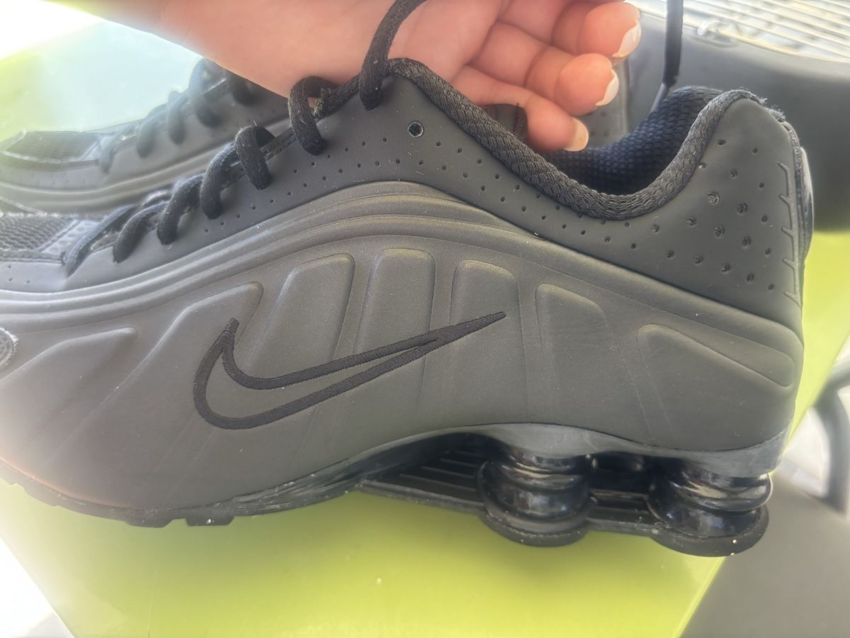Nike Herrenschuhe: Baskets Nike Shox TL noires  – Neu (gemäss Beschreibung) aus Monthey von mon_sgm8