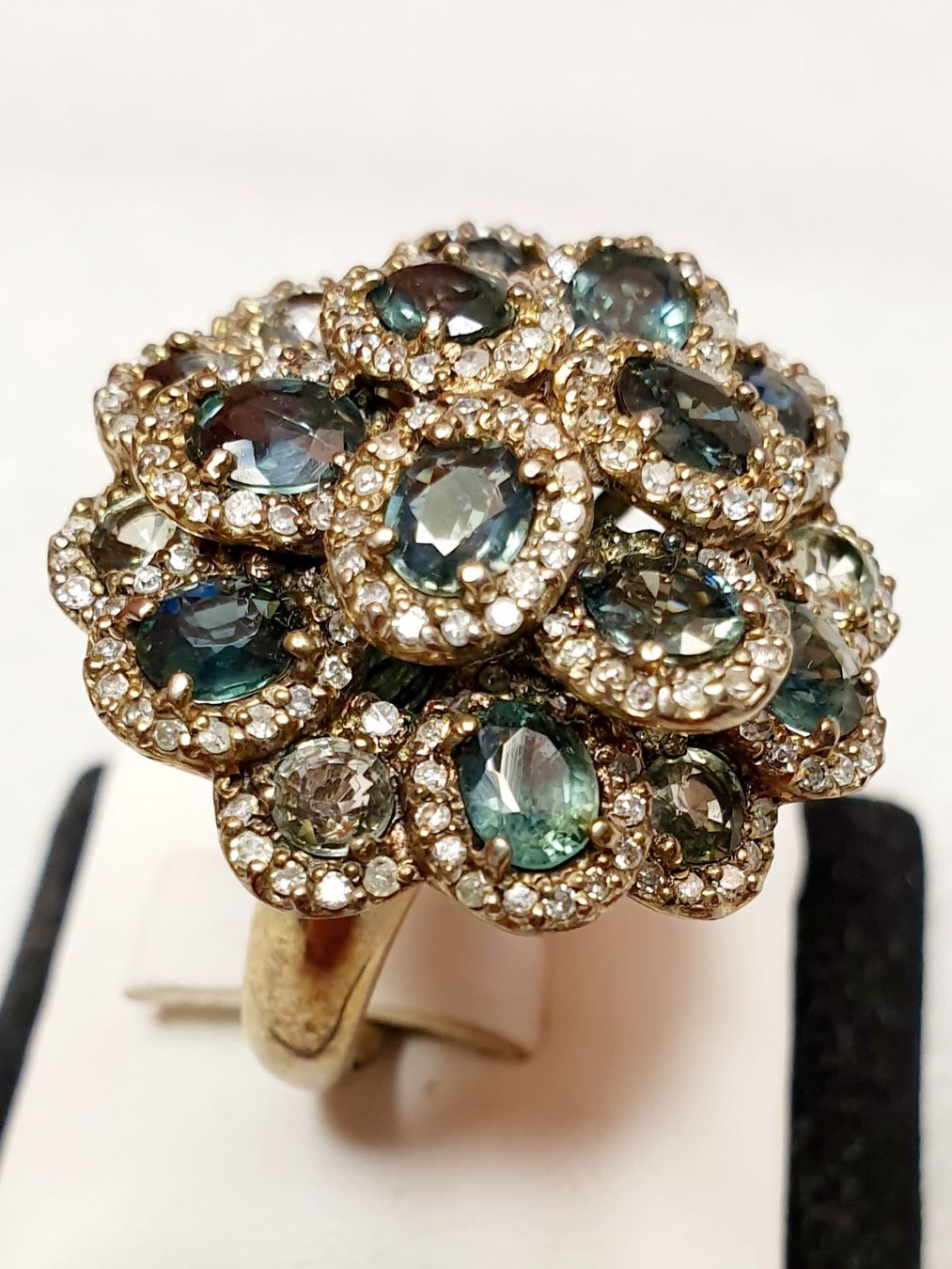 Anelli: Ring mit Tsavorit und Diamanten – Nuovo (secondo la descrizione) da Zürich venduto da Bieter04 8