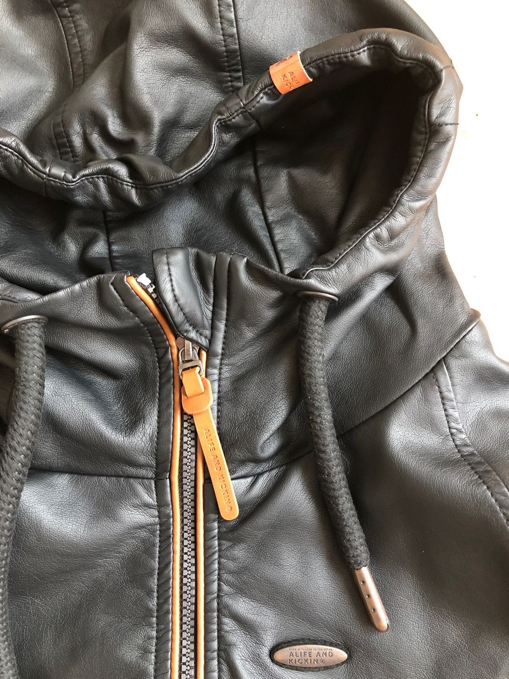 Naketano Giacche: schwarze Kunstlederjacke – Usato da Tuggen venduto da prigltu73 1