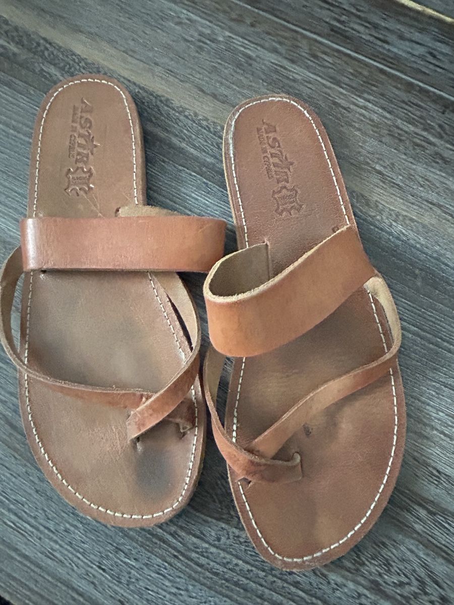 Scarpe da donna: ASTRIR Zehentrenner  Gr.40 – Usato da Beringen venduto da Sternli650