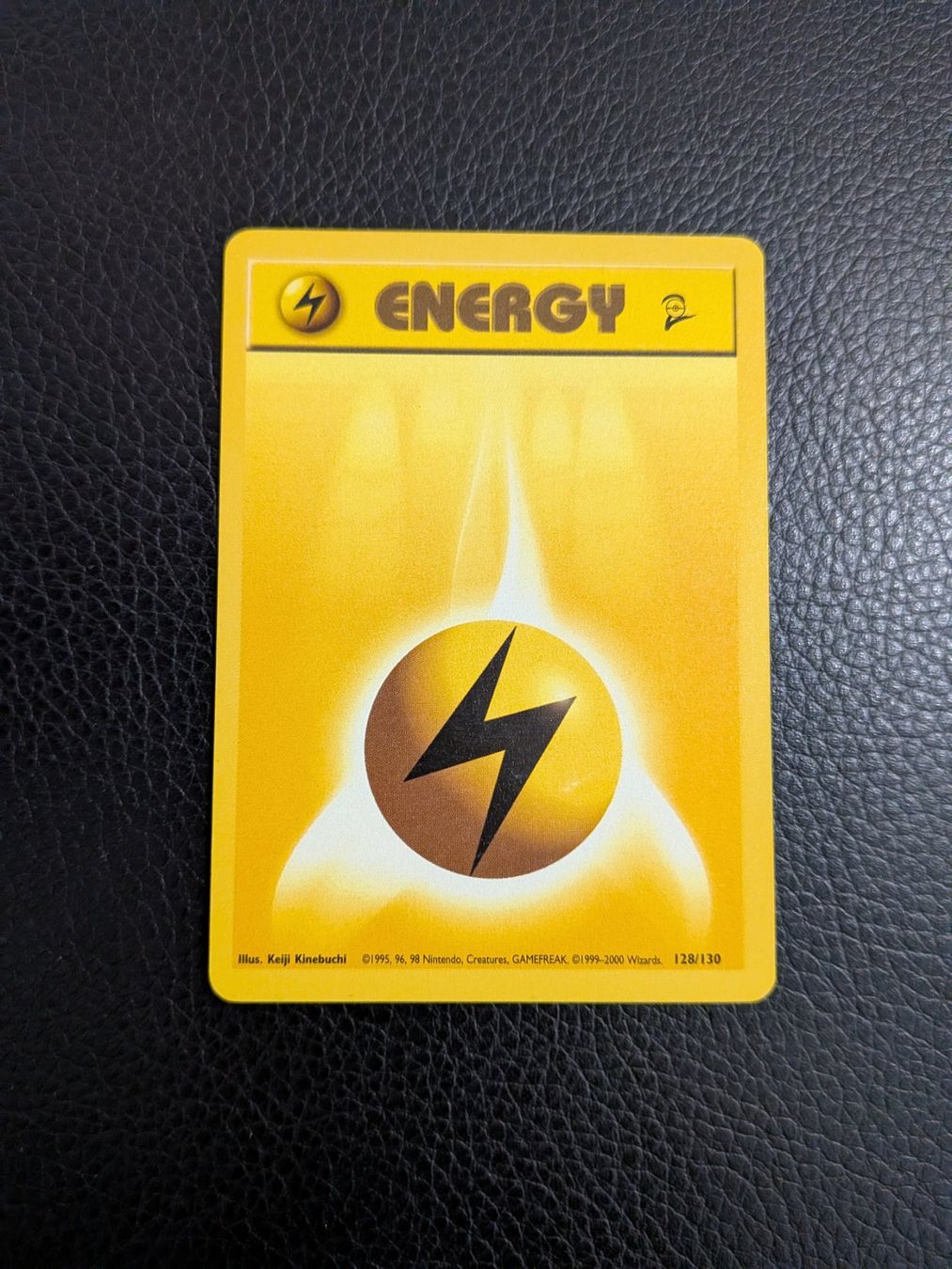 Pokémon Carte collezionabili: Base Set 2 Lightning Energy 128/130 Ab 1 – Usato da Paradiso venduto da Pkmn10