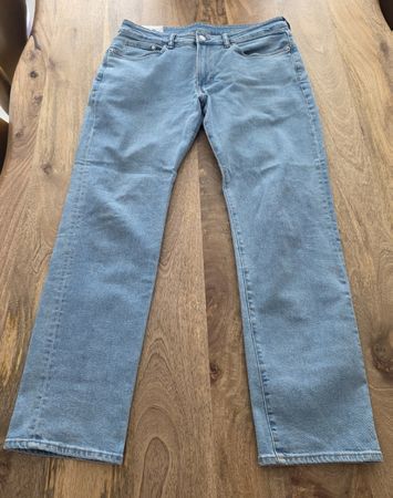 H&M Jeans Regular Fit Grösse 34/32 hellblau neuwertig 