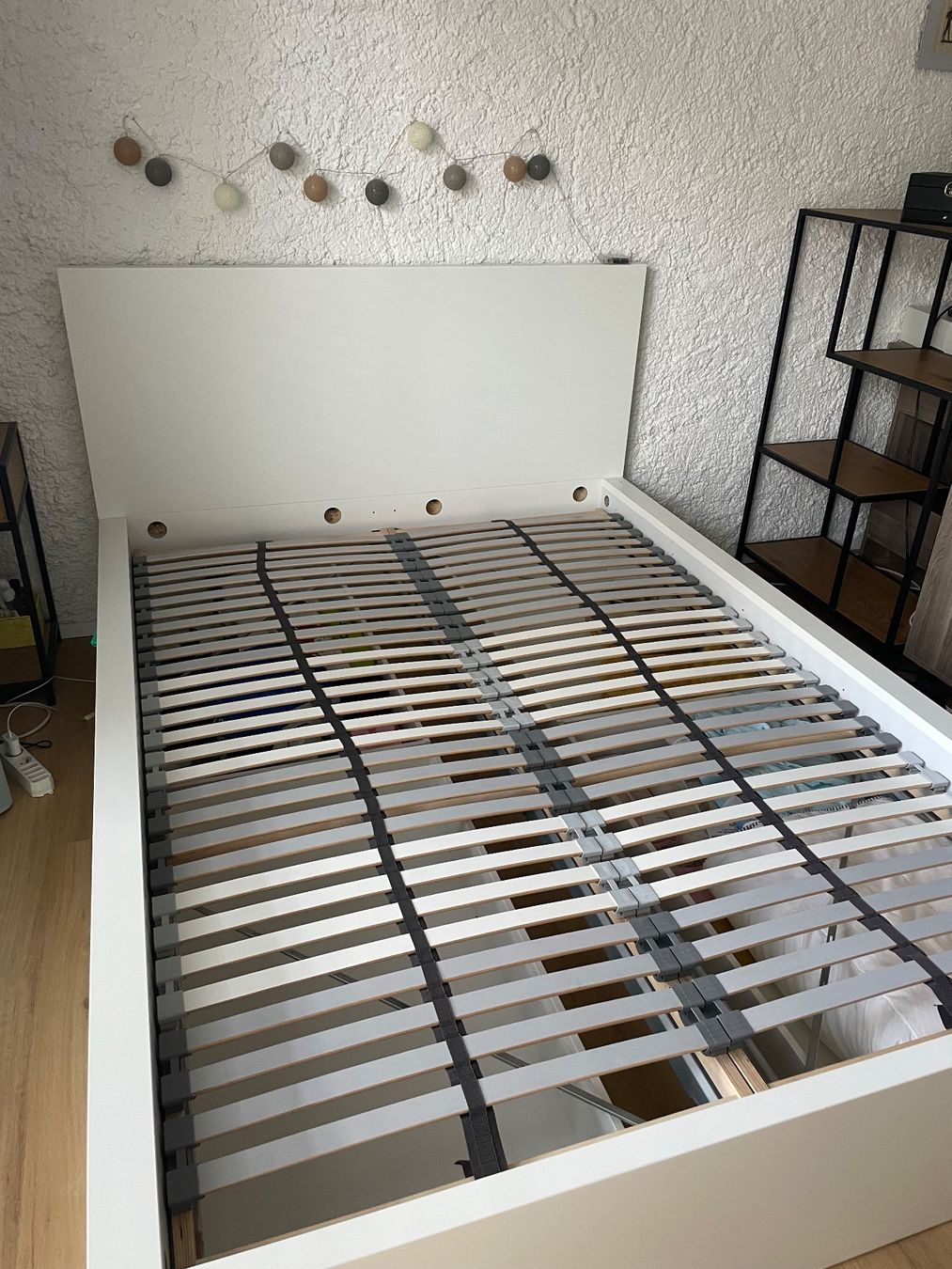 Ikea Lits: Lit "MALM" Ikea – D'occasion à Bern par ama_5vnv