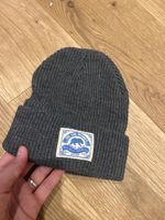 Graue Strickmütze Beanie Wintermütze