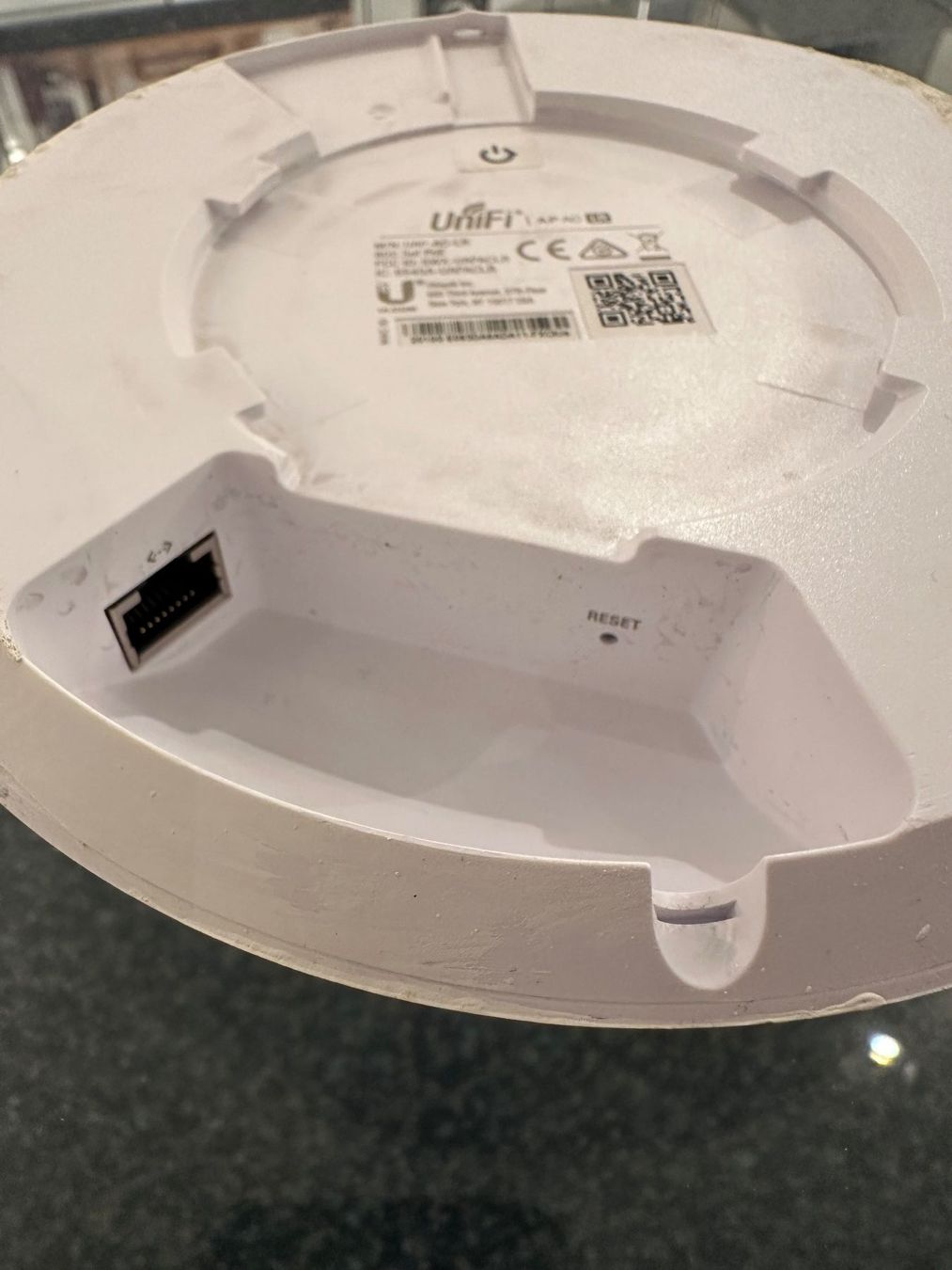 Ubiquiti Modem & Router: Ubiquiti UniFi UAP-AC-LR – Usato da Aarau venduto da Bollaar 4