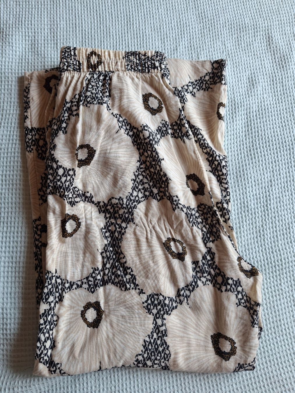 H&M Pantaloni: Pantalon fluide taille 34 marque H&M imprimé fleurs – Usato da Villiers venduto da san_jn5w 8