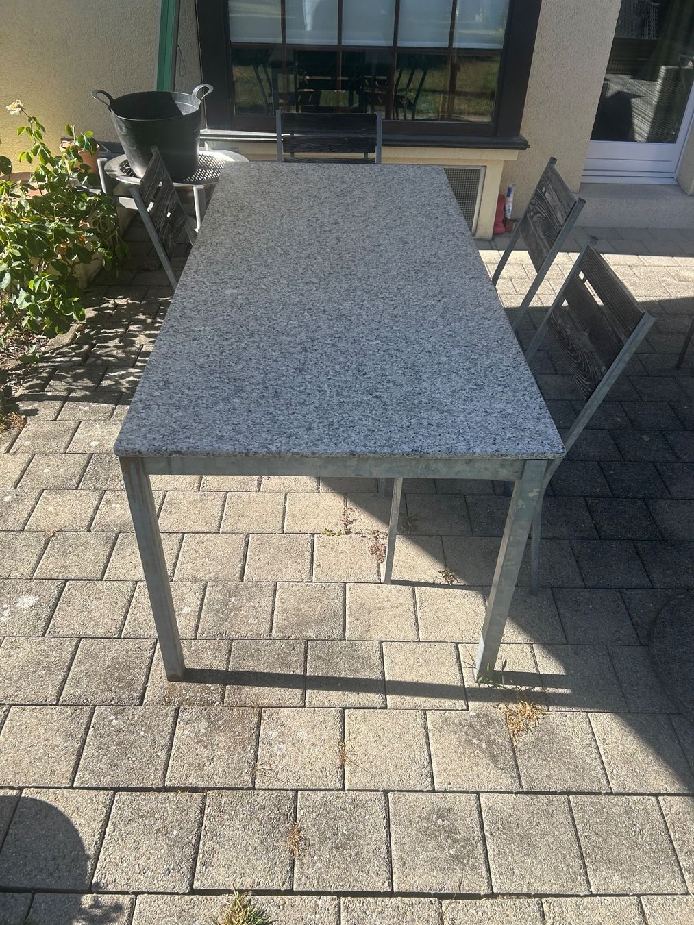 Tische: Gartentisch Granit Tischplatte Metallgestell... – Gebraucht aus Rüschlikon von Escape69 4