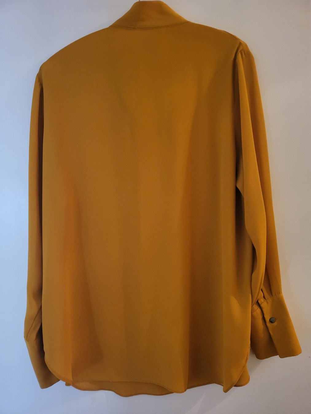 Blusen: Wunderschöne Bluse in Ockerfarbe – Neu (gemäss Beschreibung) aus Basel von sci_67ms 4