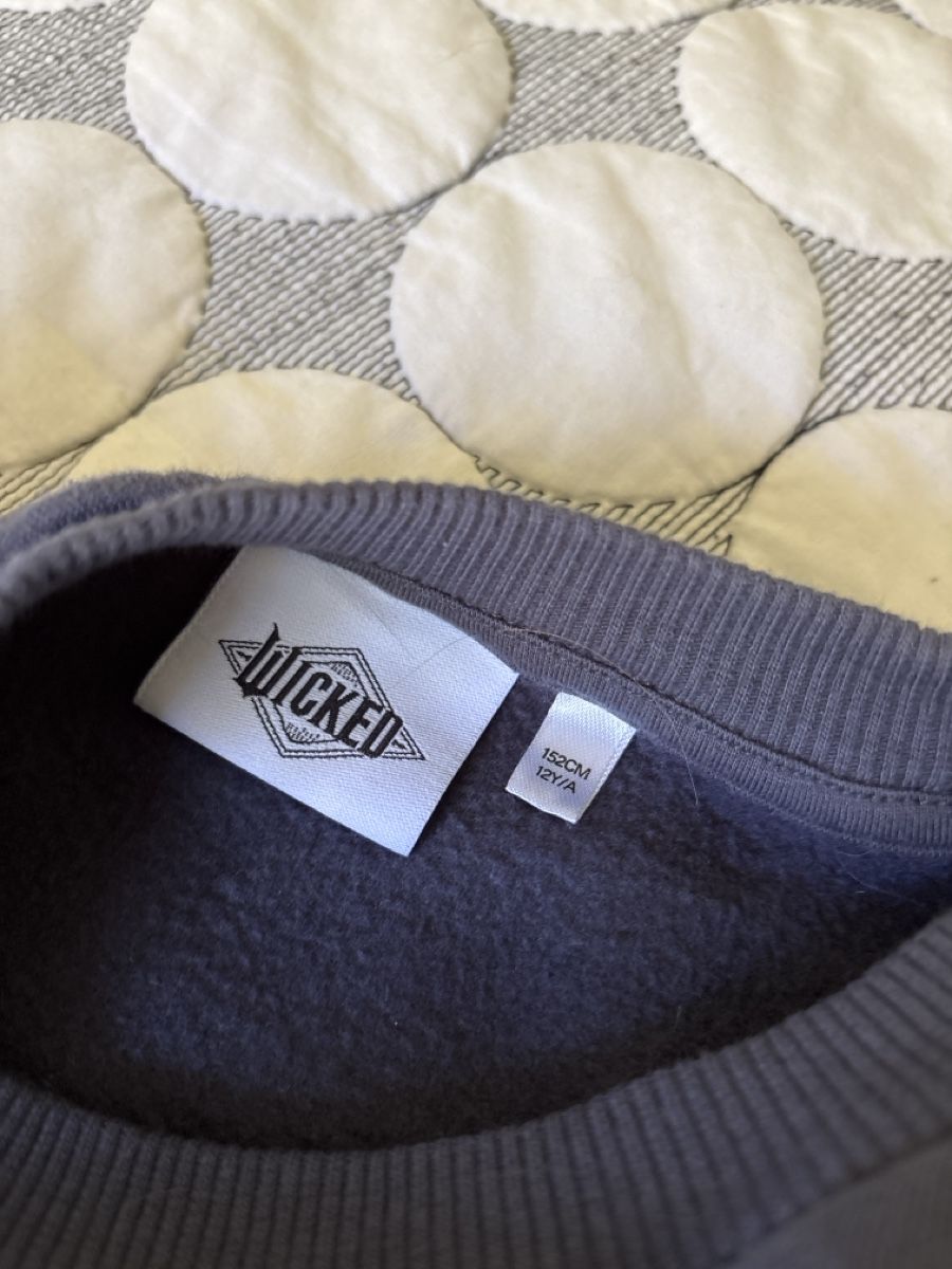 Maglioni & Felpe: Pullover Wicked 152cm 12Y guter Zustand – Usato da Cham venduto da MC_0605 1