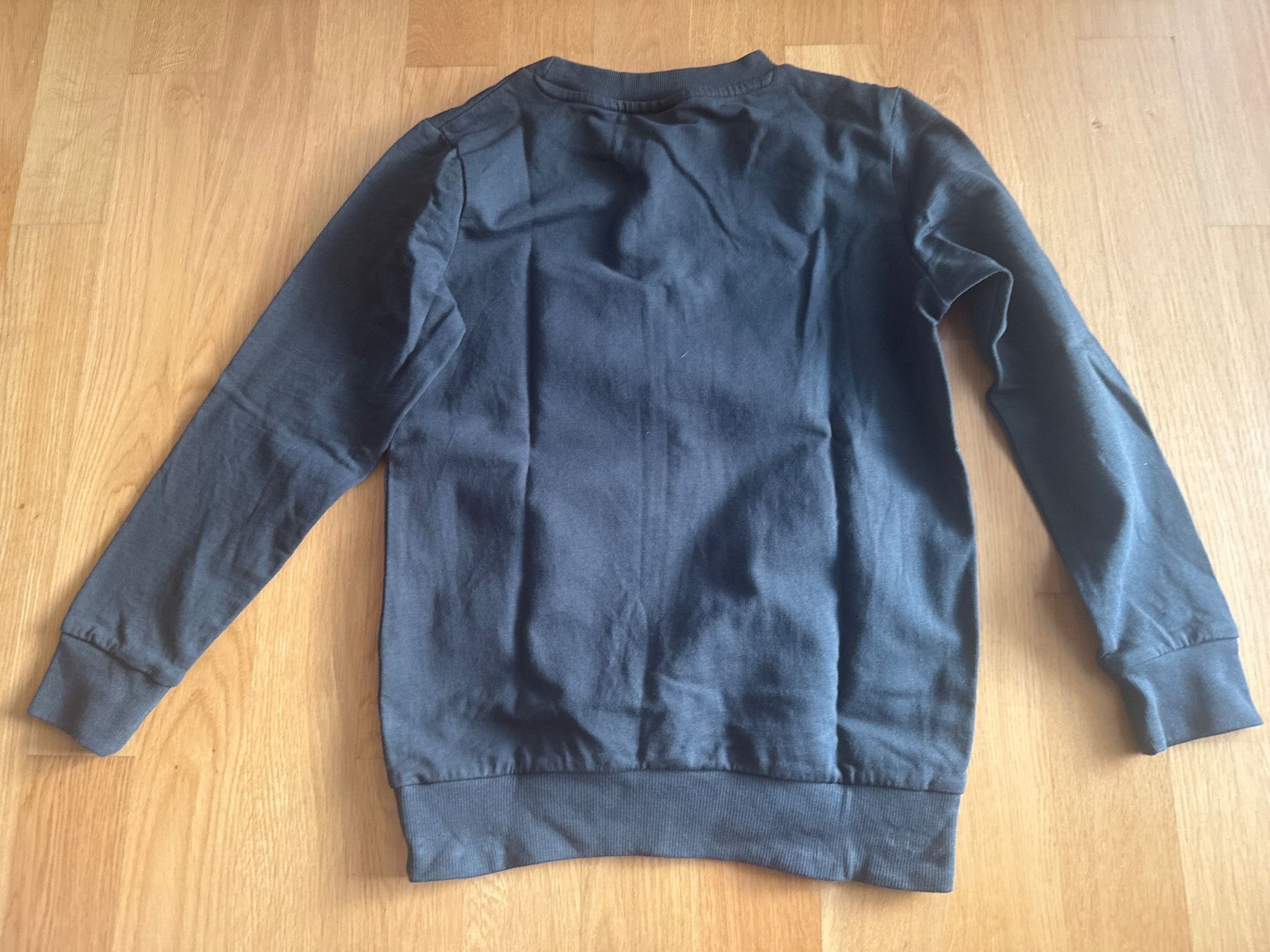 Pullover & Sweatshirts: Pullover Gr. 134/140 – Gebraucht aus Zürich von Lucinka21 1