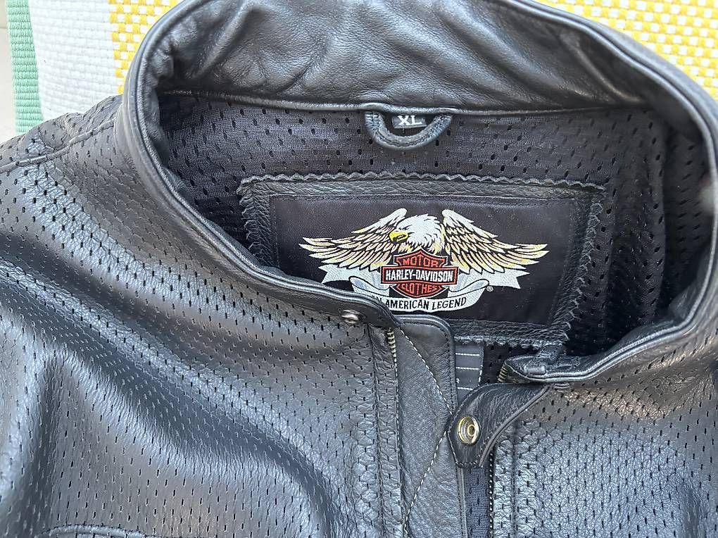 Giacche: HARLEY BYKER JACKE LEDER – Usato da Küsnacht venduto da porblau 1