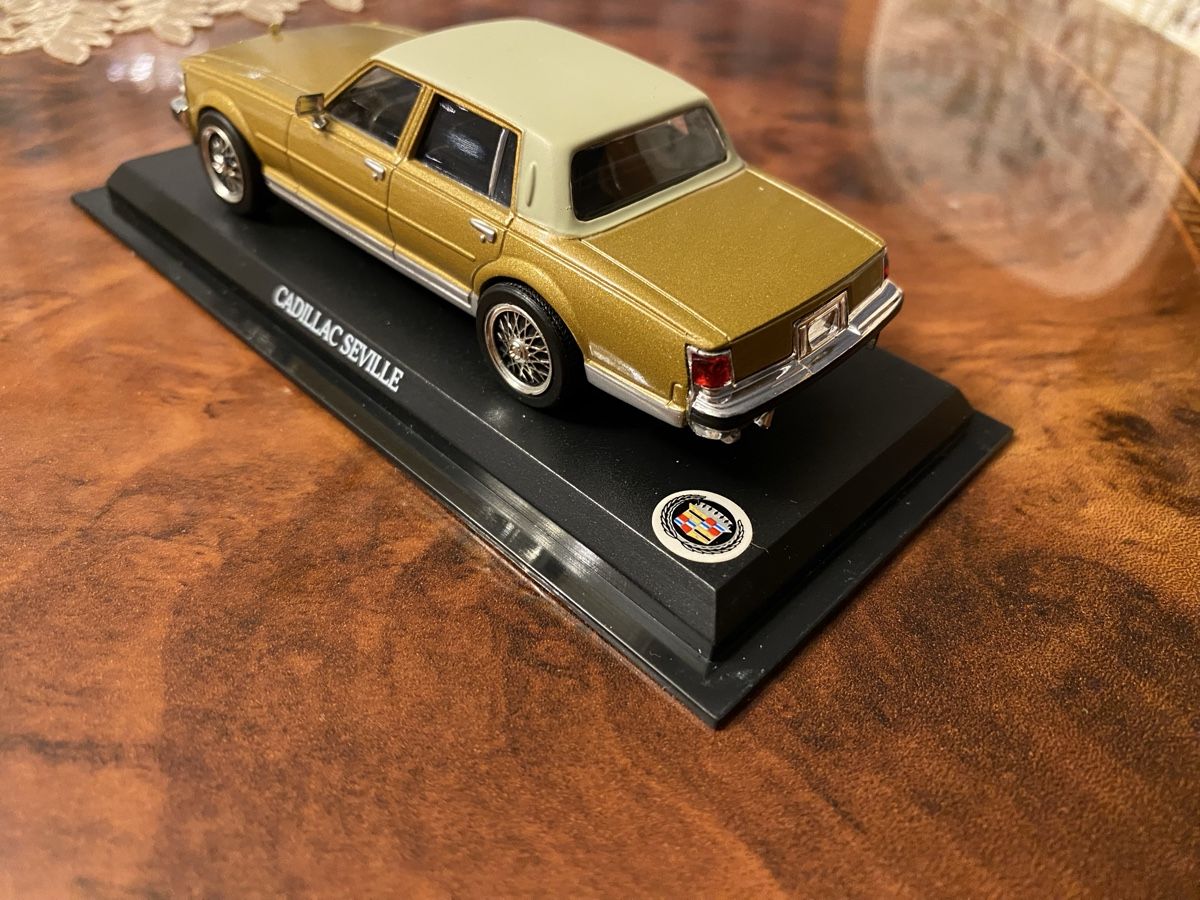 Cadillac Modellini d'auto: Cadillac Seville – Nuovo e nell'imballaggio originale da St. Margrethen SG venduto da Alfista_159 4