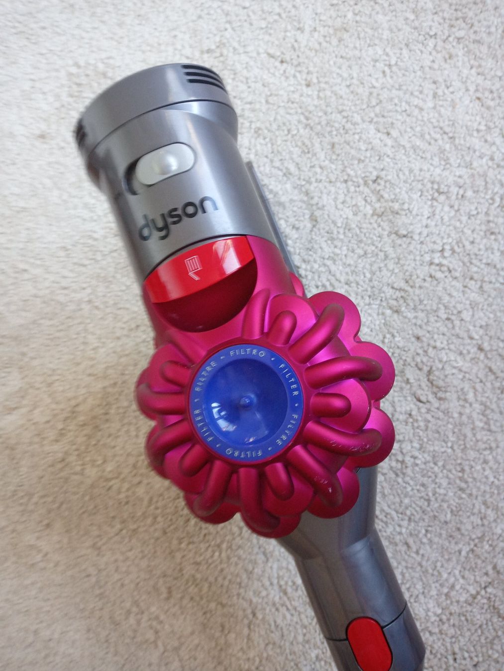 Dyson Aspirateurs & Accessoires: Handstaubsauger Dyson V7 – D'occasion à Prez-vers-Siviriez par Monija70 6