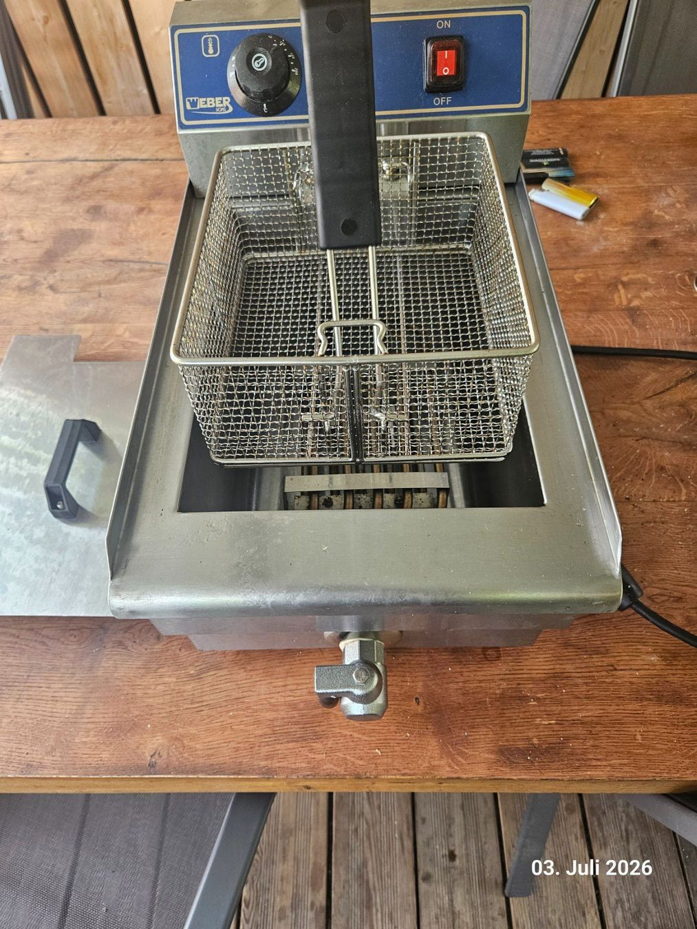 Appareils de cuisine: Fritteuse 8L 220W – D'occasion à Mörigen par Hagu1966