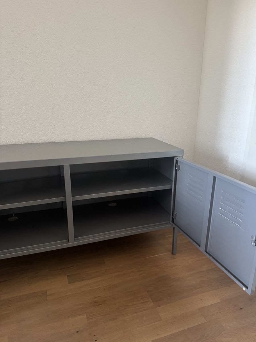 Cassettiere: Ikea Metallschrank | Kommode | TV Möbel – Usato da Lanzenhäusern venduto da ann_ghy7 3