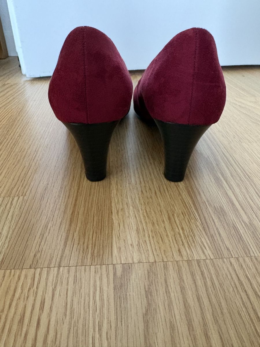 Scarpe da donna: Damen-Pumps von Gabor, burgunderrot – Nuovo (secondo la descrizione) da Riehen venduto da SBlock 2