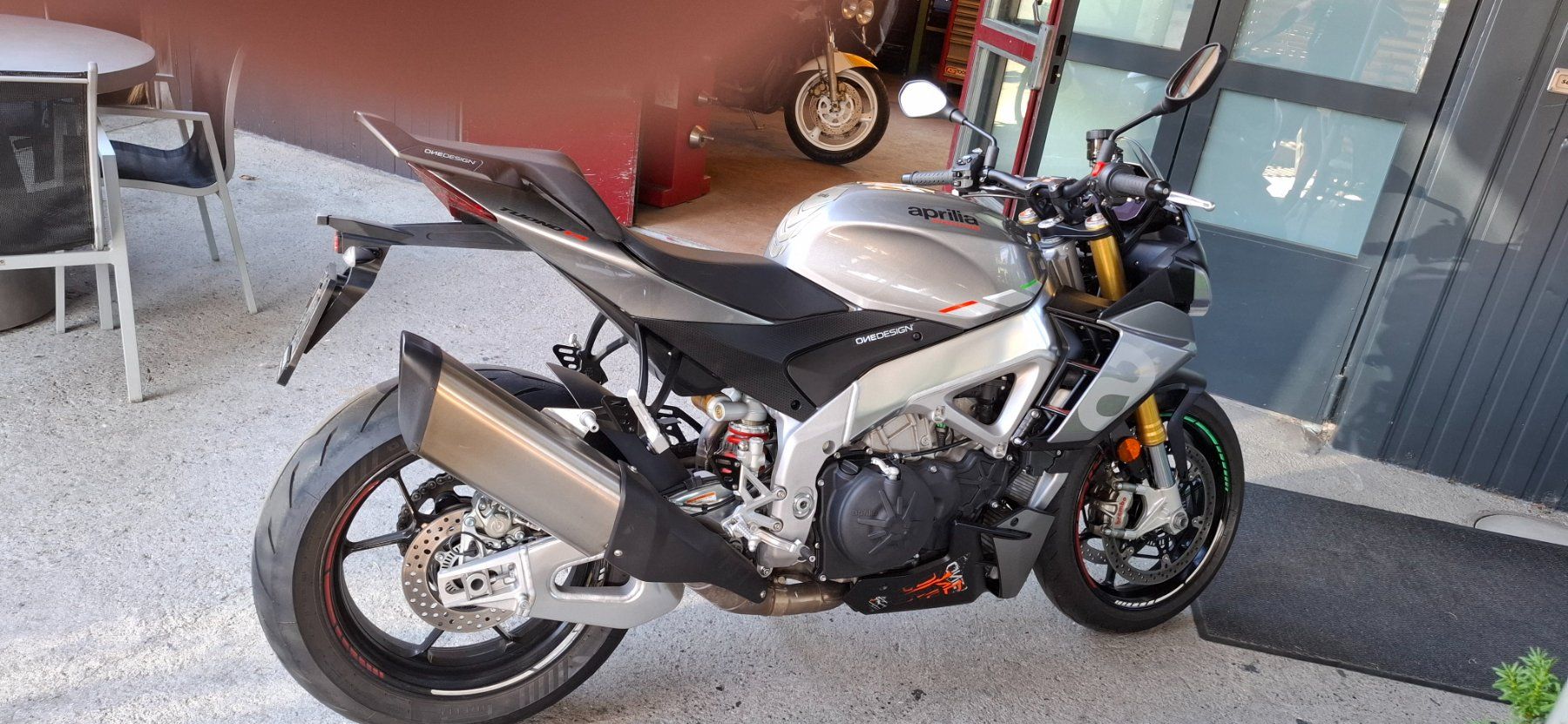 Aprilia Strasse: APRILIA Tuono V4 1100 – Gebraucht aus Reichenbach i. K. von sugifranz 5