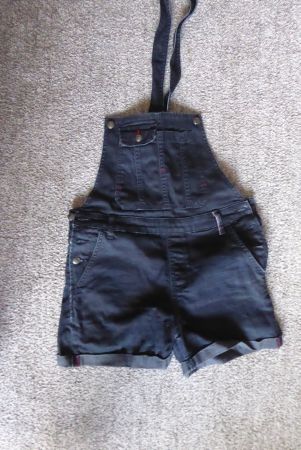 Kurze schwarze Jeans Latzhose Gr S Bund 38cm LTB HANDMADE