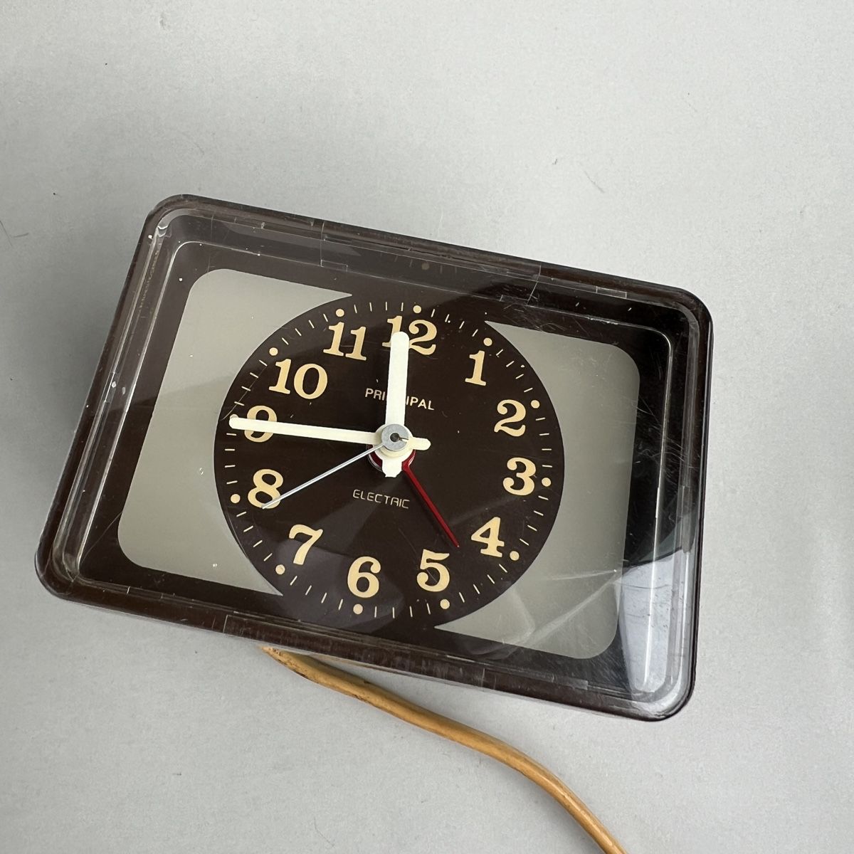 Sveglie: Vintage German Midcentury Alarm Clock – Usato da Genève venduto da Kookiek 4