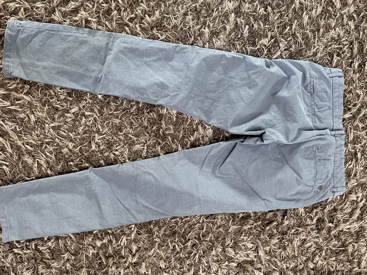 We Pantaloni: WE Hose, hellblau gemustert, Grösse 31/34 – Usato da Solothurn venduto da Silbermond01 2