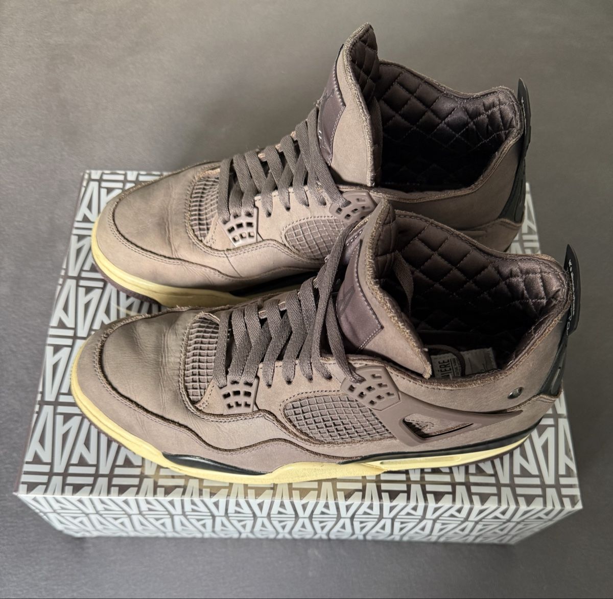 Jordan Scarpe da uomo: Jordan 4 Retro A Ma Maniére – Usato da Pfäffikon ZH venduto da JLHLEE 2
