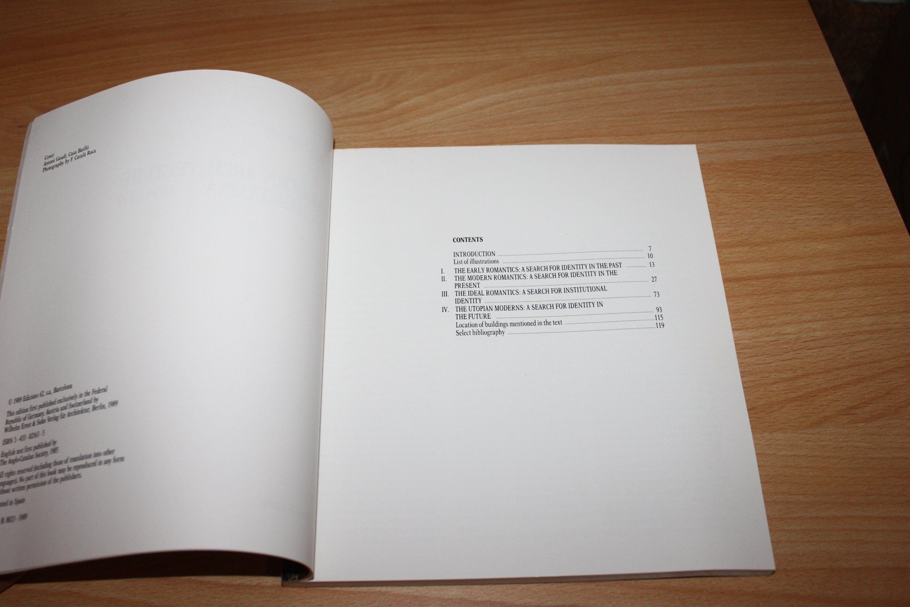Bücher: Modern Architecture in Barcelona – Gebraucht aus Urdorf von Buchprofi 1
