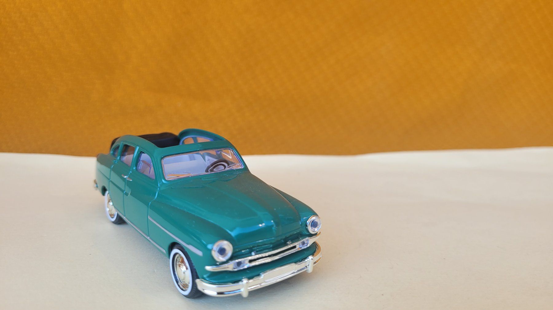 Ford Modellini d'auto: Ford Vedette découvrable - Solido, 1:43 – Usato da Domdidier venduto da Bimbo57 2