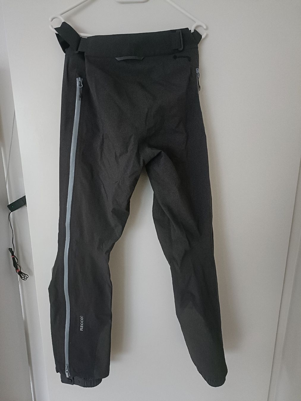Haglöfs Pantaloni: Haglöfs Skitourenhose Goretex – Usato da Zürich venduto da gia_x9cl 1