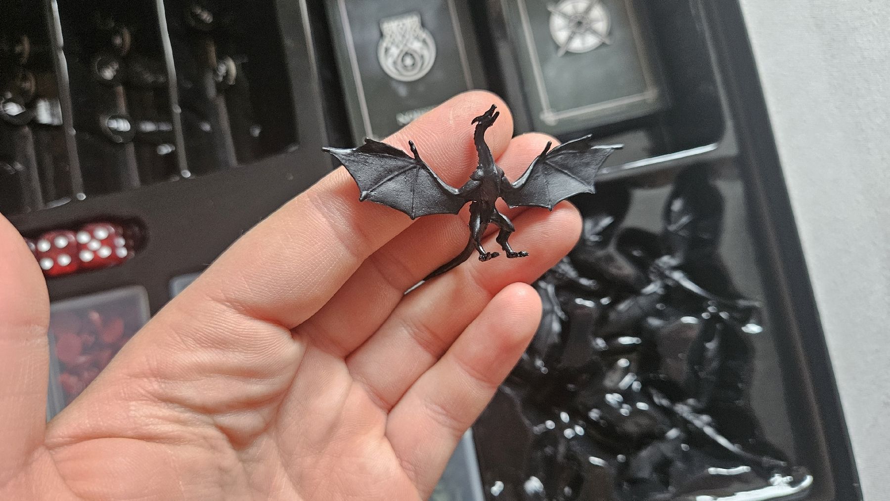 Hasbro Giochi: Risiko "Skyrim", limitierte Erstauflage – Nuovo (secondo la descrizione) da Aarau venduto da hei_hbf8 4