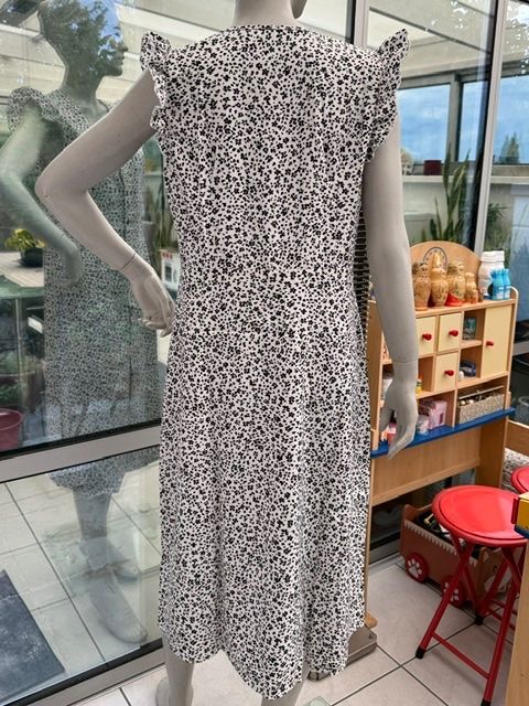 Vestiti: Leichtes Sommerkleid, ohne Gurt – Nuovo (secondo la descrizione) da Lostorf venduto da Nick1258 3