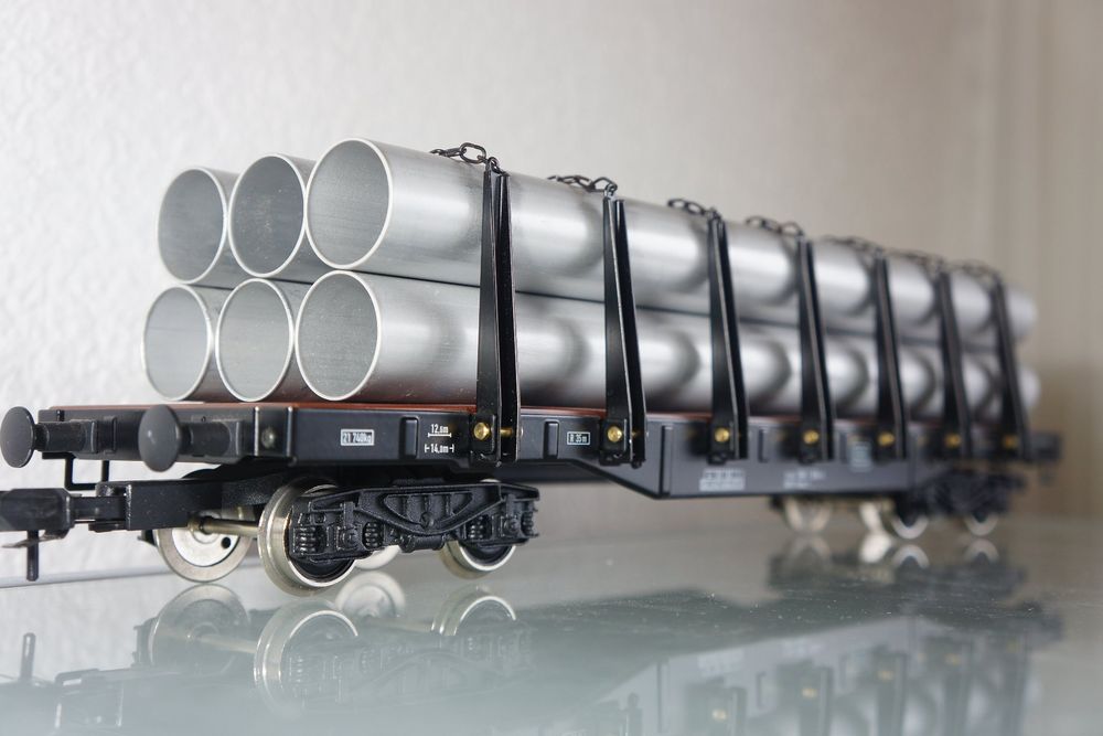 Märklin 54950, Rungenwagen mit 6 Aluröhren (Gebraucht) in Biel/Bienne ...