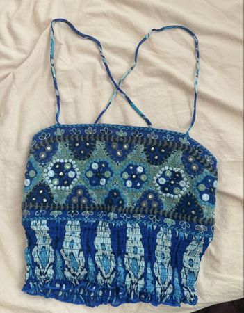 Zara Sommertop blau gemustert mit Stickerei Grösse xs