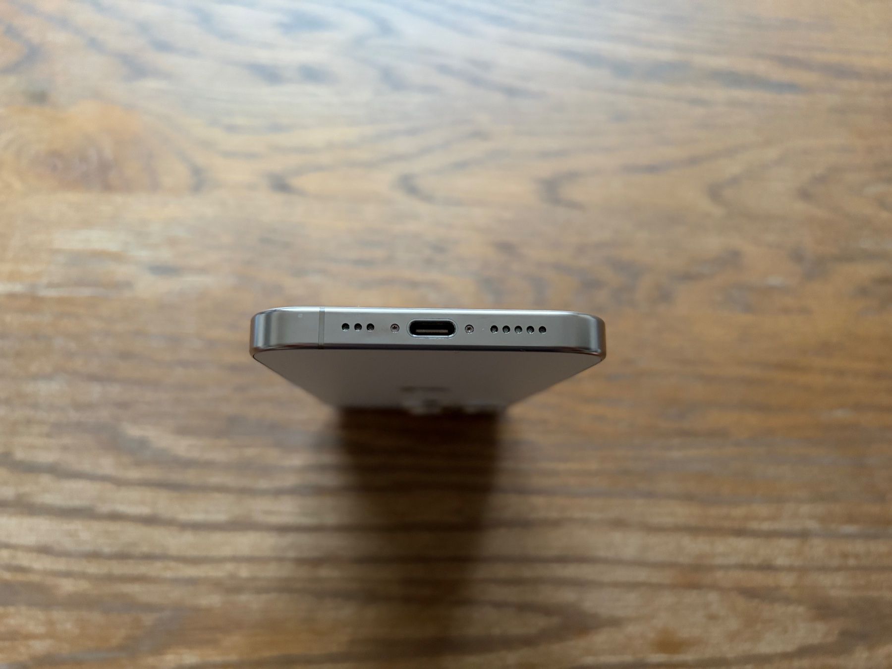 Apple Handys / Smartphones: iPhone 16 Pro 128GB Desert Titanium – Gebraucht aus Knonau von Vincent_vega84 7