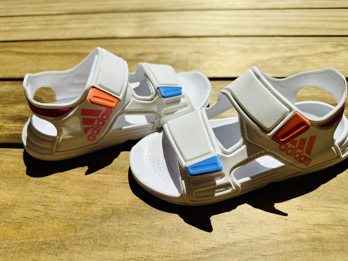 Adidas Scarpe per ragazzi: Wasserschuhe Adidas, Gr. 31 – Nuovo (secondo la descrizione) da Bottighofen venduto da Tonic1977 2