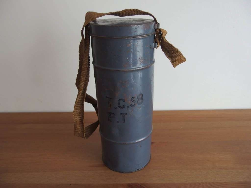 Protezione per viso e udito: Masque à gaz armée française WW2 – Usato da Onex venduto da Neimad7 1
