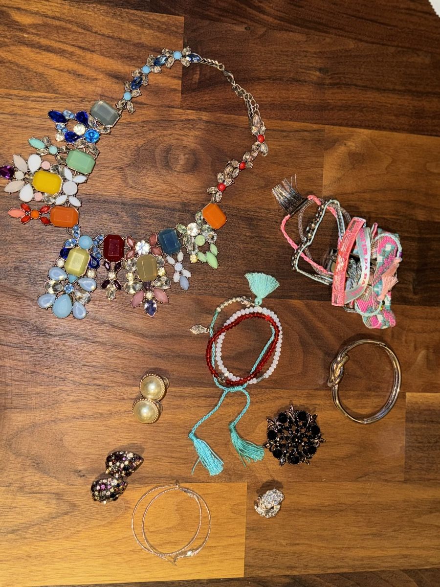 Colliers: Schmuckset Modeschmuck – D'occasion à Frenkendorf par anbo1989 1