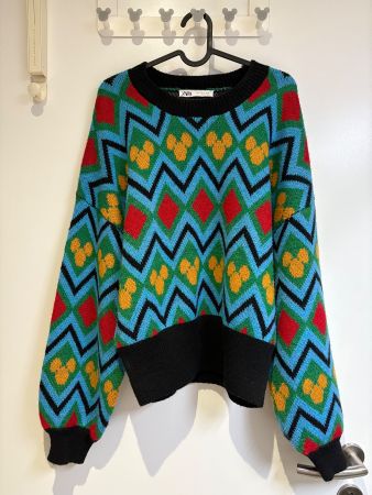 Pullover Zara Disney taille L