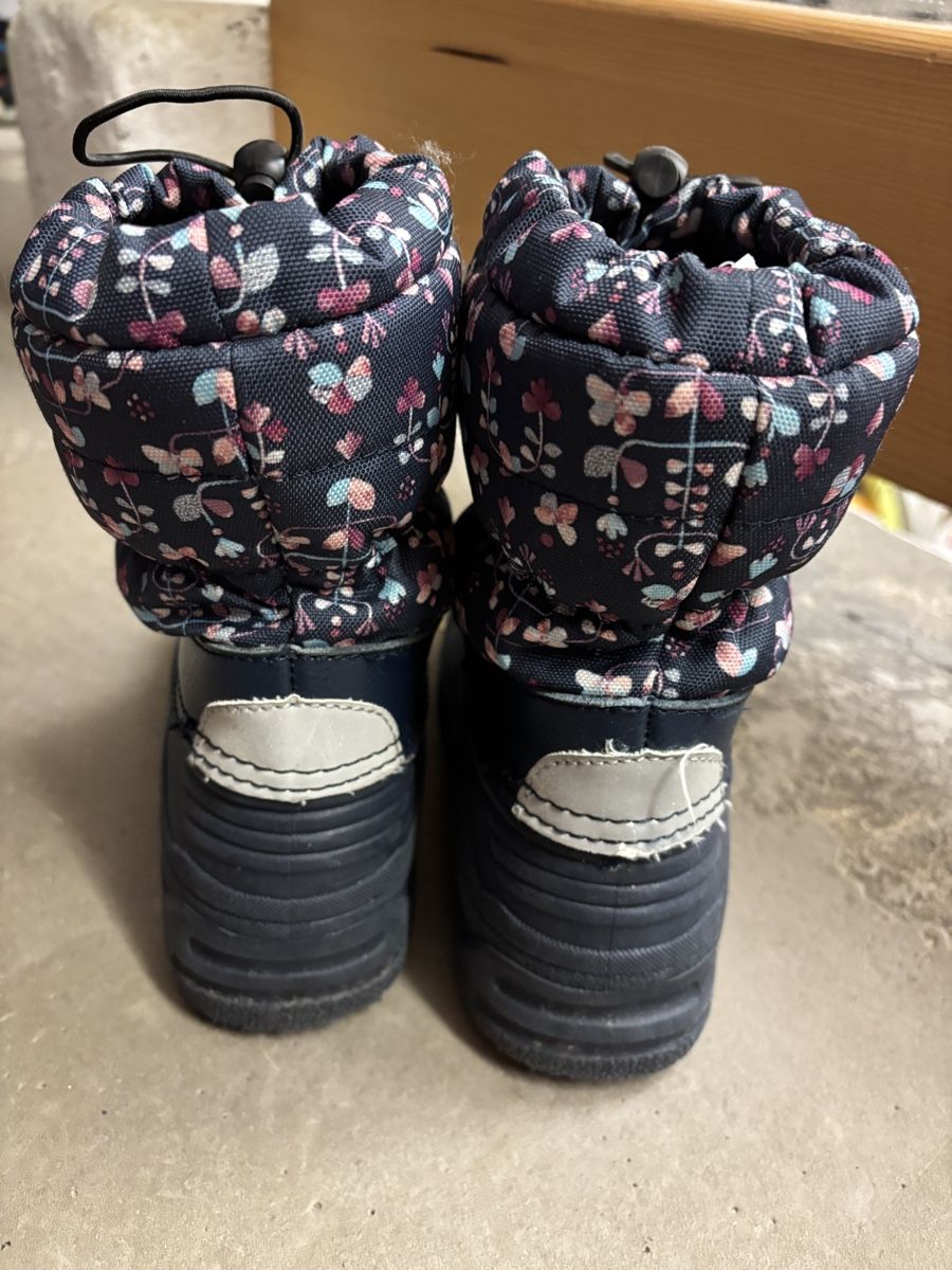 Reima Schuhe für Mädchen: Reima Winterstiefel, Gr. 32, Blumenmuster – Gebraucht aus Büren an der Aare von Nikito2001 2