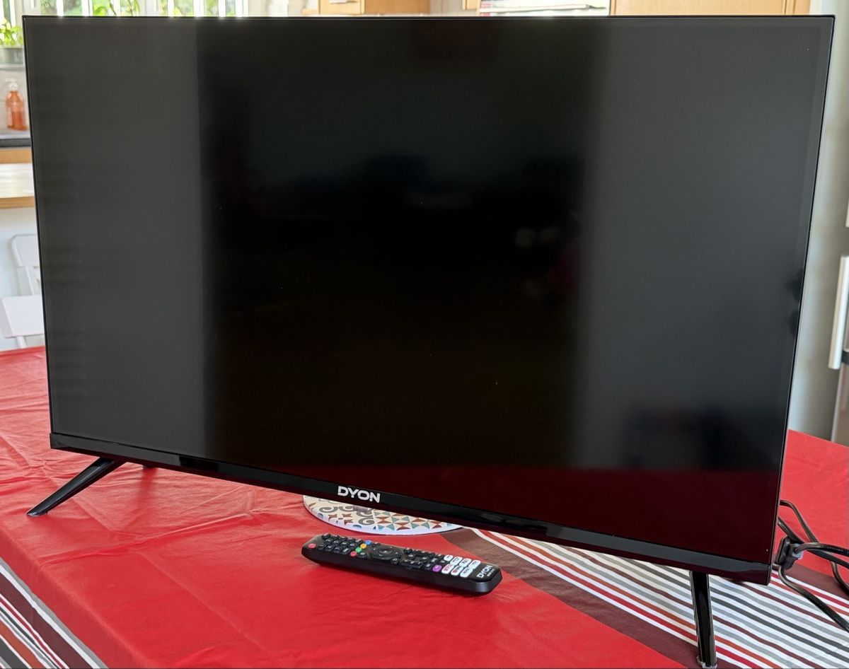 Televisori: Television Dyon Smart 32 VX – Usato da Wallisellen venduto da ninon330