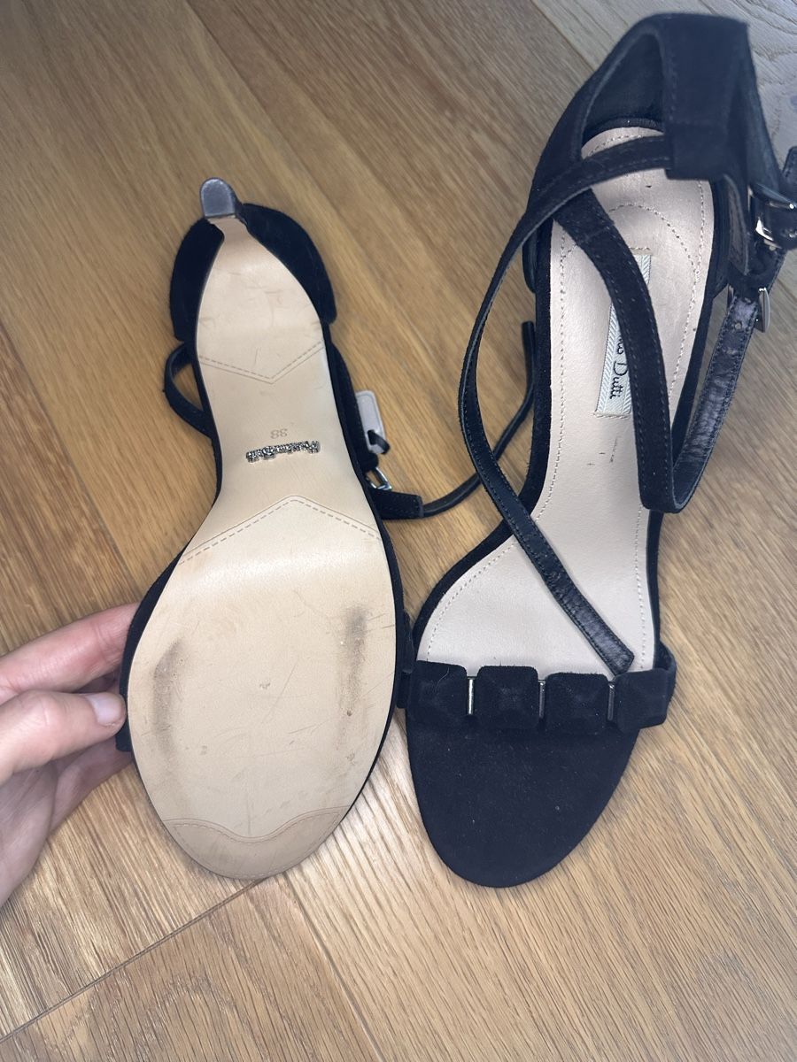 Massimo Dutti Chaussures femmes: Massimo Dutti Sandale 38 – Neuf (Voir description) à Pfaffhausen par Klaras_second_hand 1