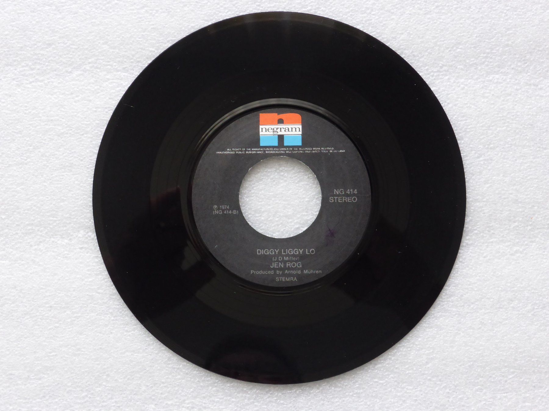Dischi in vinile: Vinyl Single   JEN ROG – Usato da Küssnacht am Rigi venduto da Mondkinder 2