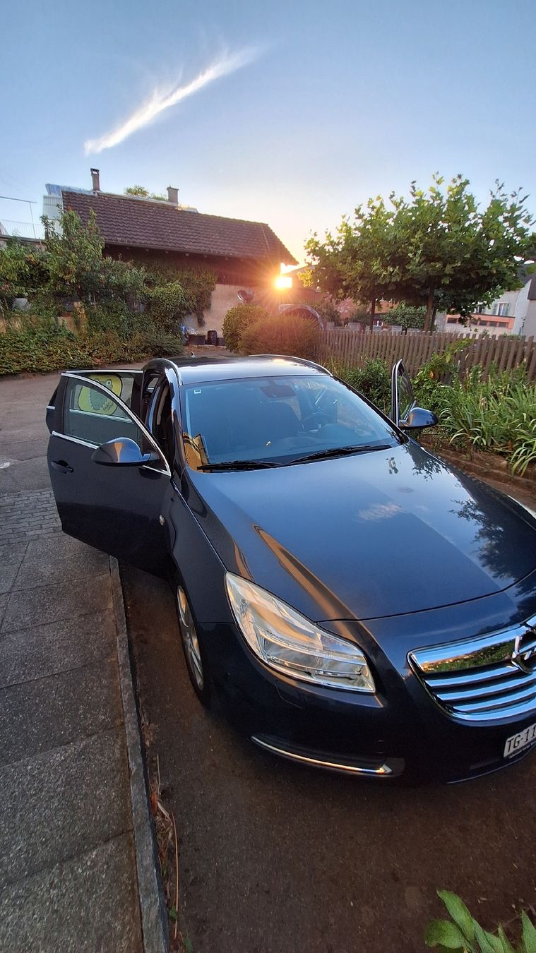 Opel Autos: Opel Insignia Kombi A 20.T – D'occasion à Bürglen TG par StefanTG