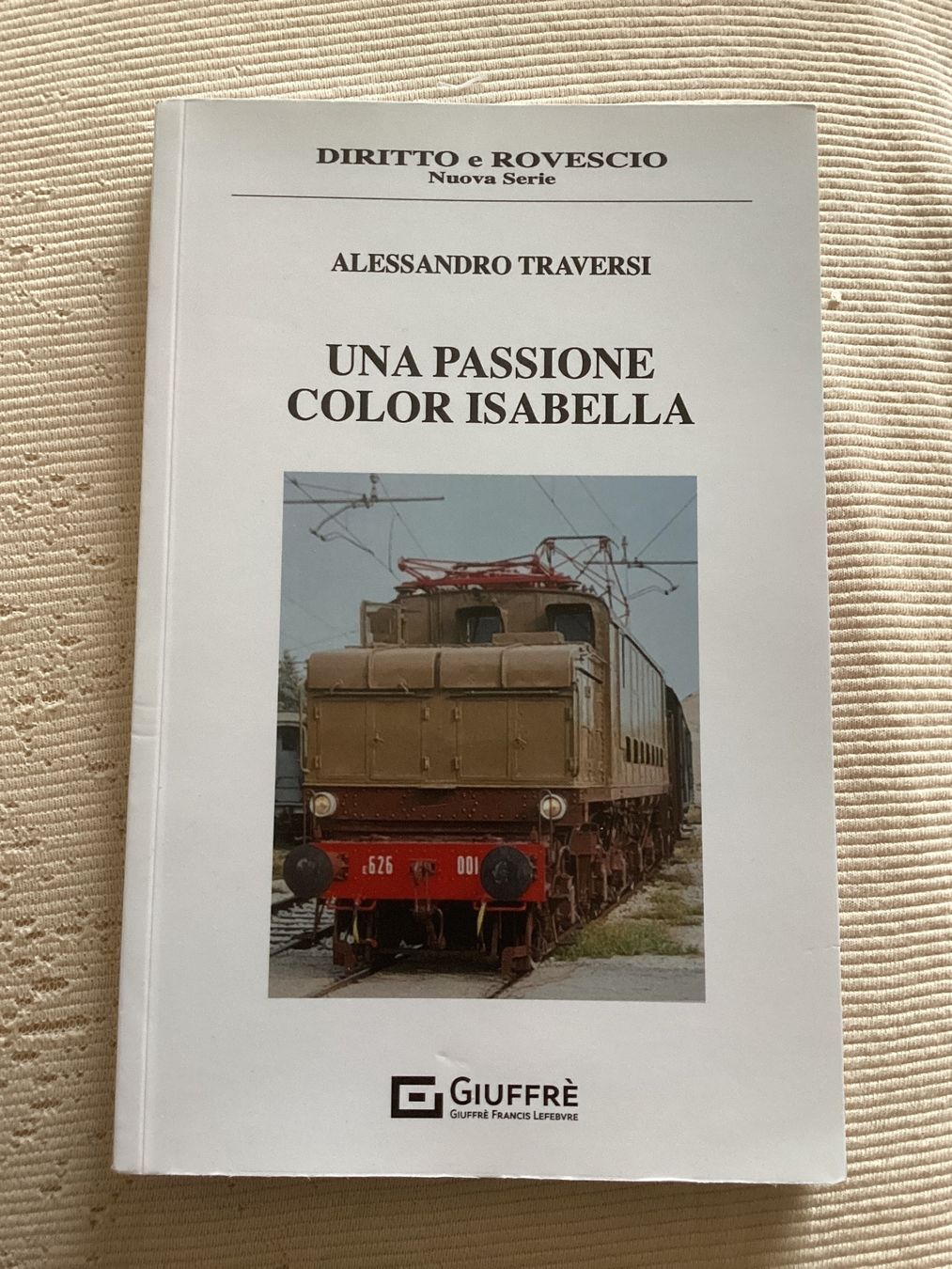 Libri: Una passione color isabella – Usato da Massagno venduto da mar_k9xb