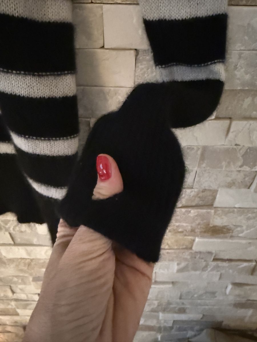 Maglioni & Felpe: Cashmere Pullover, Grösse S, schwarz-weiss gestreift. – Usato da Zürich venduto da JOD213 2