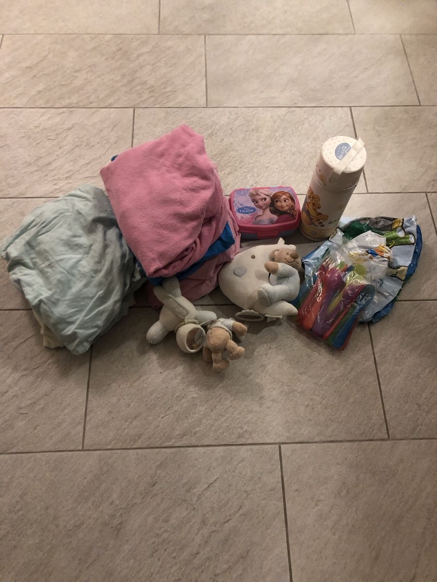 Lotti & Set di vestiti: Babysachen – Usato da Adliswil venduto da rossoelmare