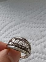 weiss Gold 18k Ring mit 5 Diamanten.